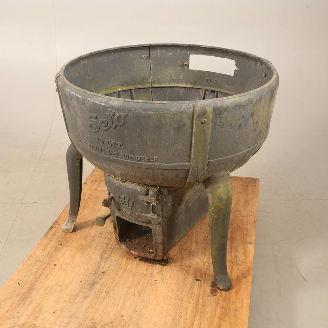 PANNMUR, "Setu" 70 liter, A-B Skoglund & Olson Gefle. 1900-talets första hälft, gjutjärn.
