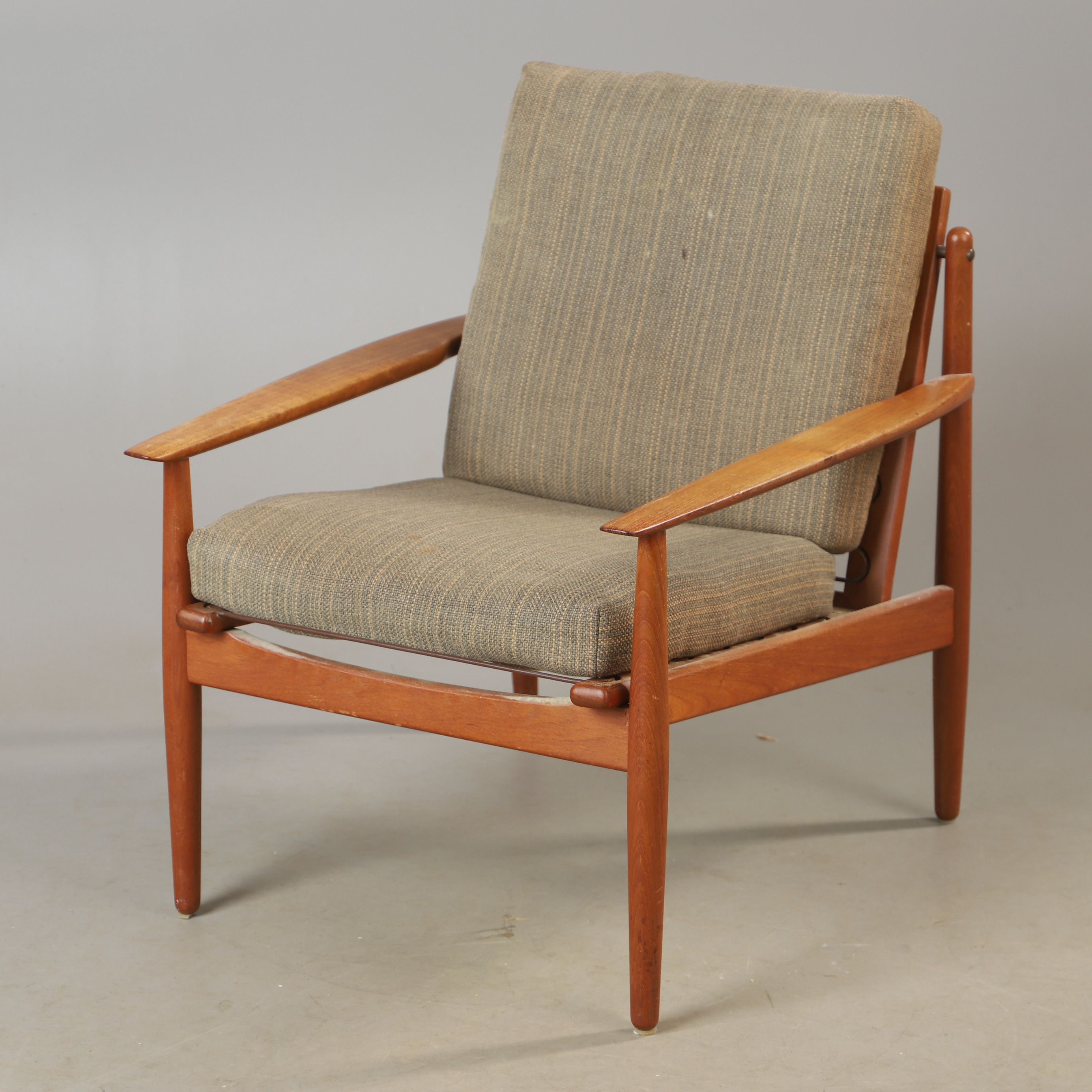 ARNE VODDER. Fåtölj, teak, Glostrup Möbelfabrik, Danmark 1900-talets mitt.