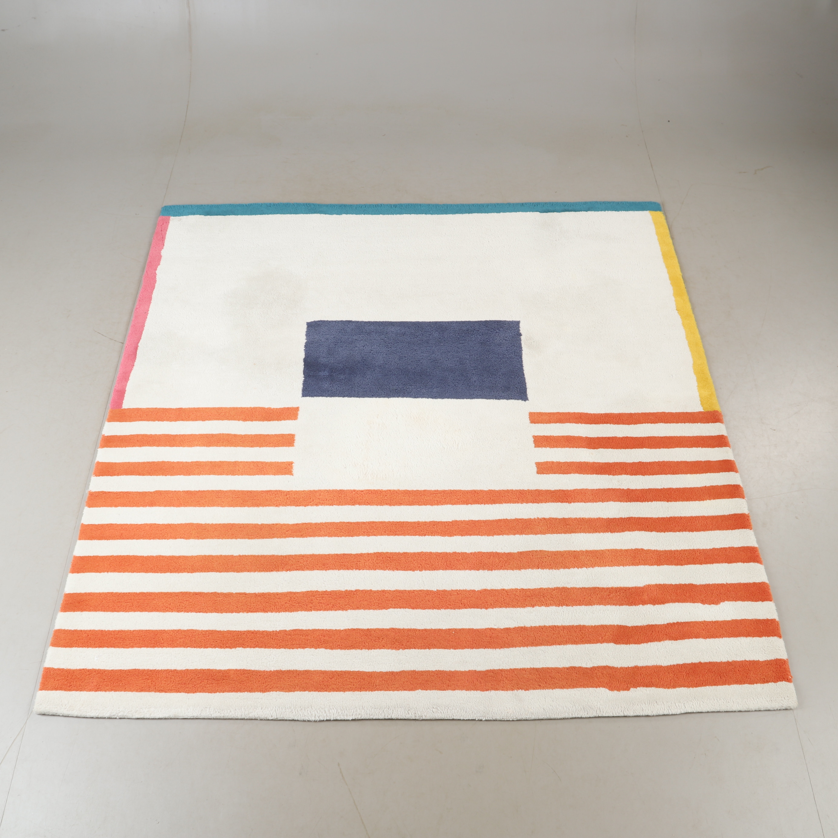 TINA HAHN. Matta, "Caradin", Kinnasand, 201 x 204 cm.