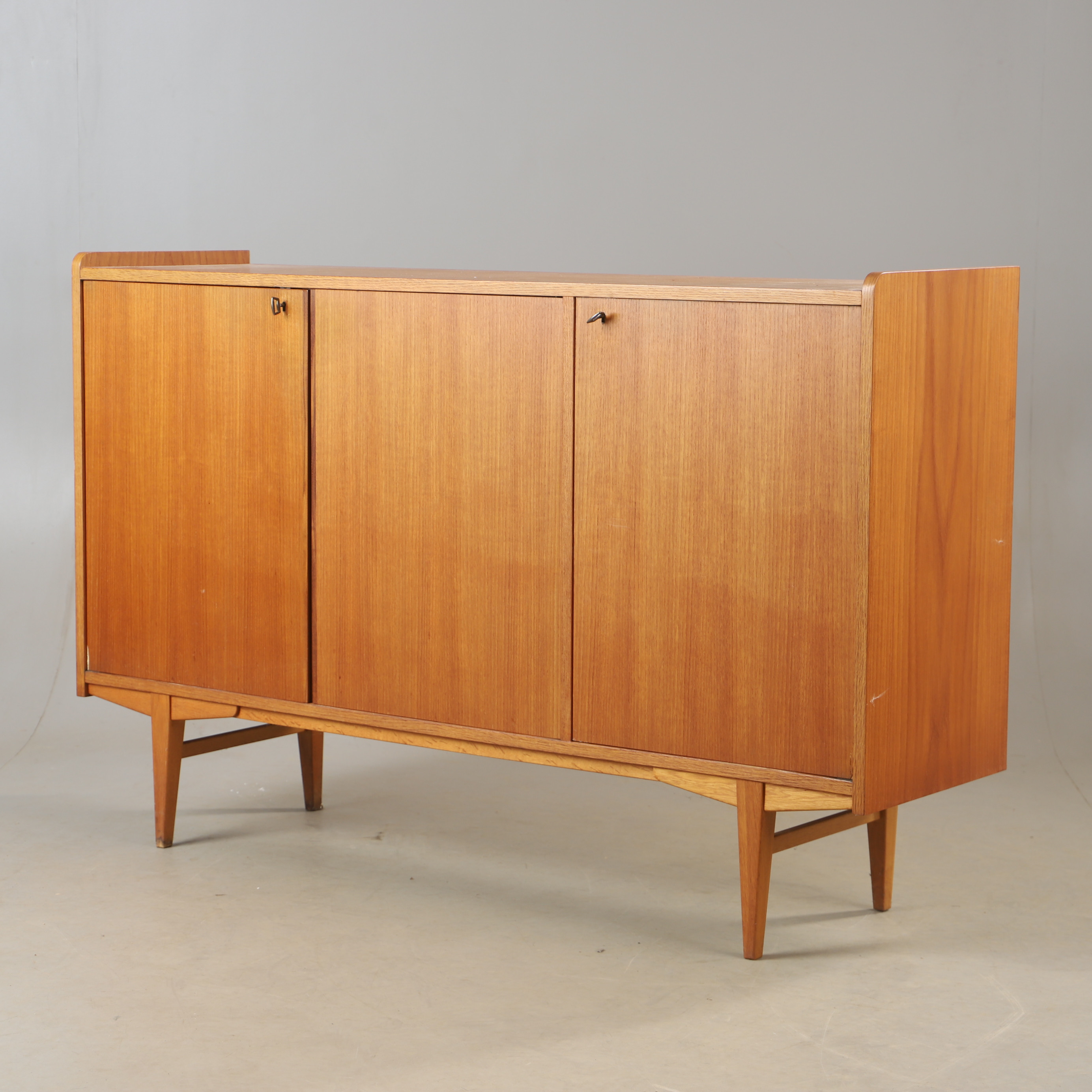 SIDEBOARD, teak, 1900-talets mitt.