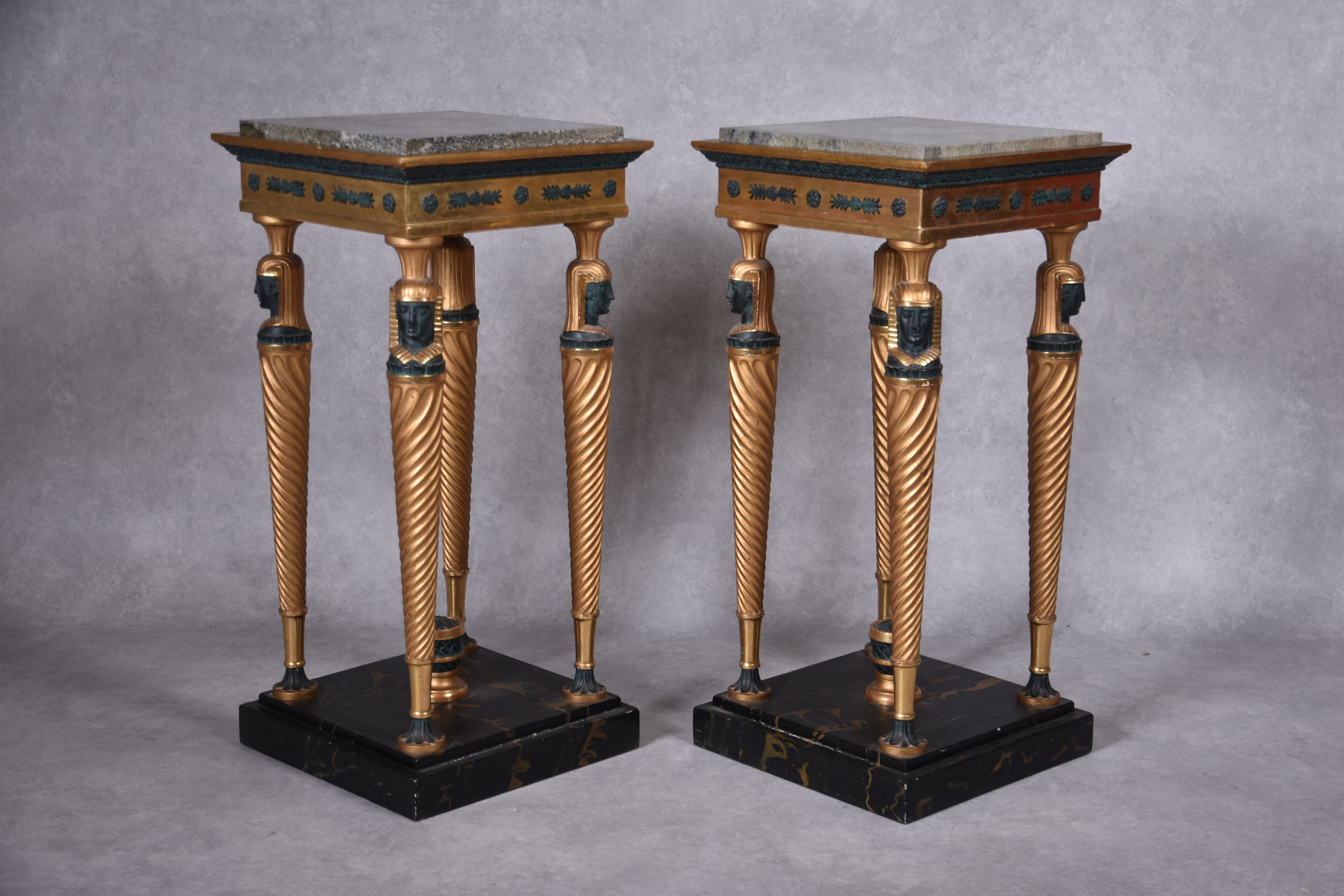 Download Nautiske konsol bord For Free