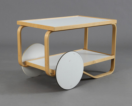 Alvar aalto” i möbler pÃ¥ göteborgs auktionsverk auctionet Alvar aalto møbler