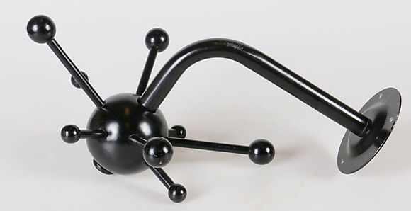 KLäDHäNGARE,"Sputnik", Osvaldo Borsani, formgiven 1961 för Ikea Silver& MetallÖvriga KLäDHäNGARE,"Sputnik", Osvaldo Borsani, formgiven 1961 för Ikea Silver& MetallÖvriga