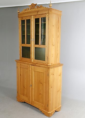 Cupboards & shelves at kalmar auktionsverk auctionet